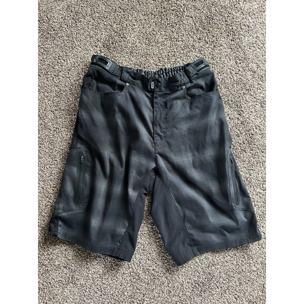Zoic Ether MTB Men's XL Bike Shorts Mountain Biking Cargo Black Plaid Trail